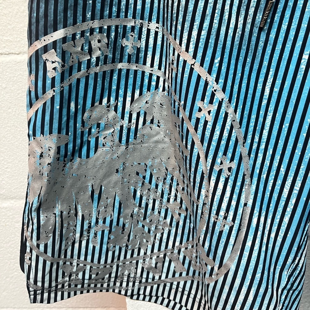 Men's Blue Gradient Board Shorts. Size 34 - Picture 2 of 5